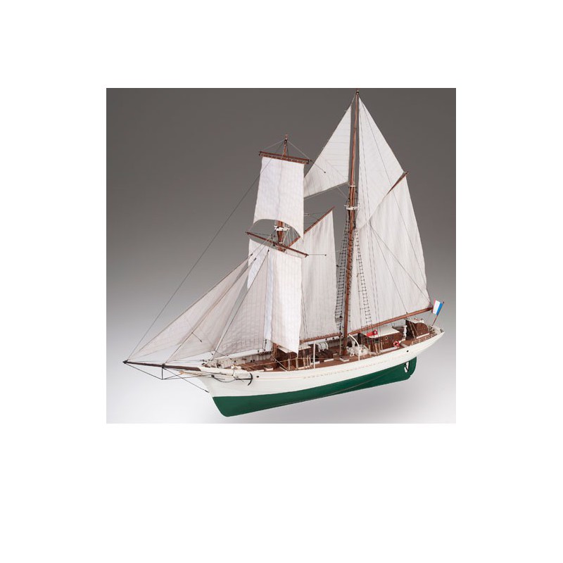 Bateau statique La Belle Poule 1/50