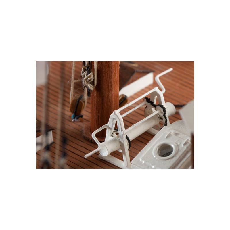 Bateau statique La Belle Poule 1/50