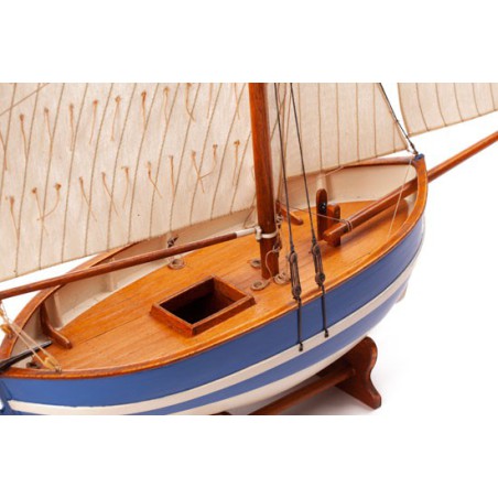 Bateau statique Espérance 1/30 Bateau statique Espérance 1/30