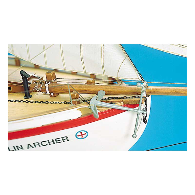 Bateau électrique radiocommandé COLIN ARCHER R/C 1/15