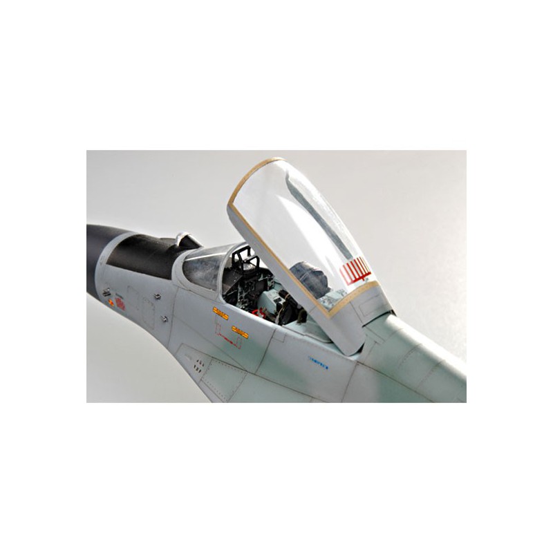 Maquette d'avion en plastique MIG-29M "FULCRUM"