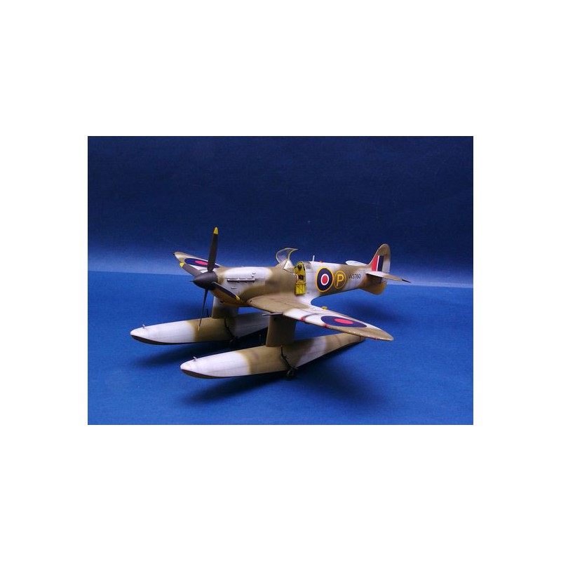Maquette d'avion en plastique SUPERMARINE SPITFIRE MK.VB Maquette d'avion en plastique SUPERMARINE SPITFIRE MK.VB
