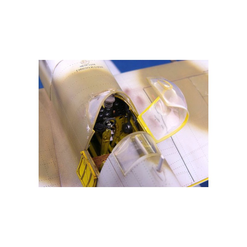 Maquette d'avion en plastique SUPERMARINE SPITFIRE MK.VB Maquette d'avion en plastique SUPERMARINE SPITFIRE MK.VB