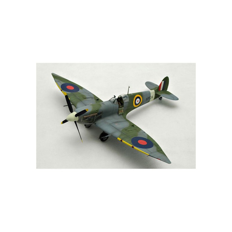 Maquette d'avion en plastique SPITFIRE MK.VI