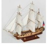 Bateau statique LA FLORE 1/84 Bateau statique LA FLORE 1/84