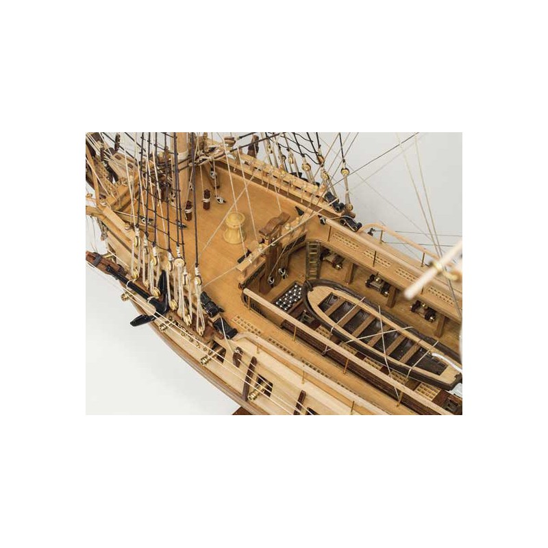 Bateau statique LA FLORE 1/84