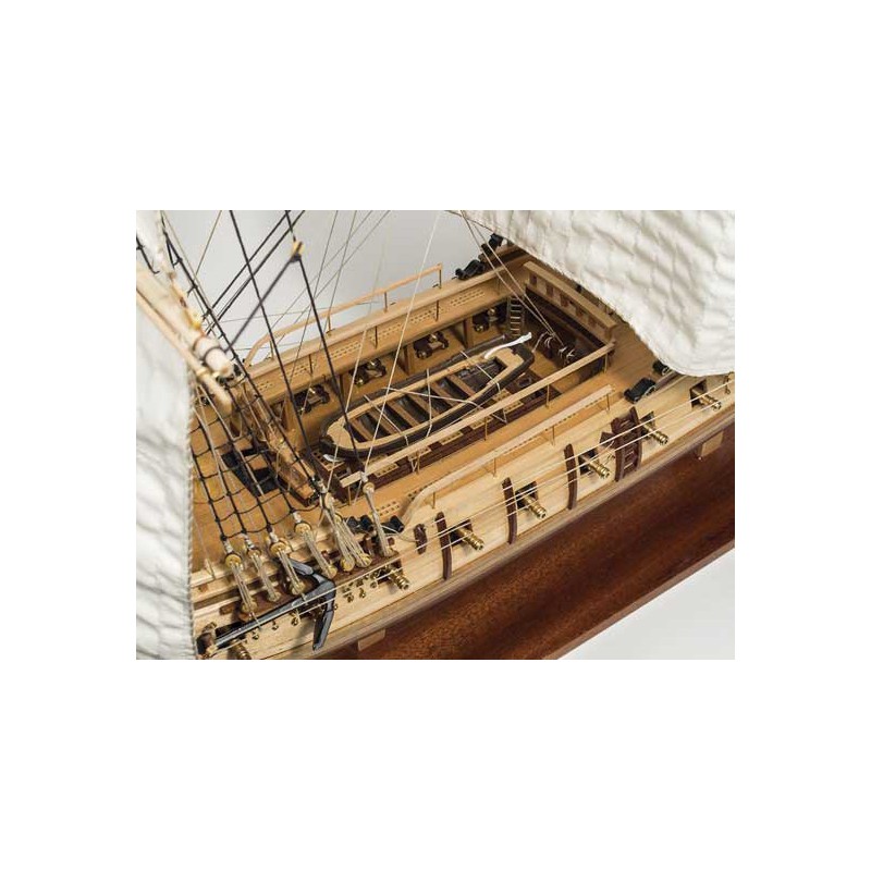 Bateau statique LA FLORE 1/84