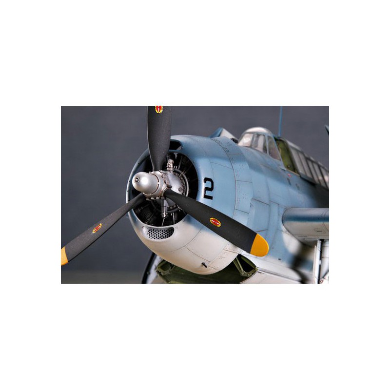 Maquette d'avion en plastique TBF-1C AVENGER