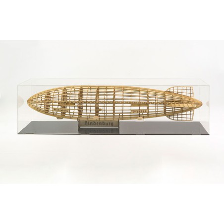 Maquette d'avion en bois HINDENBURG statique 1/408 Maquette d'avion en bois HINDENBURG statique 1/408