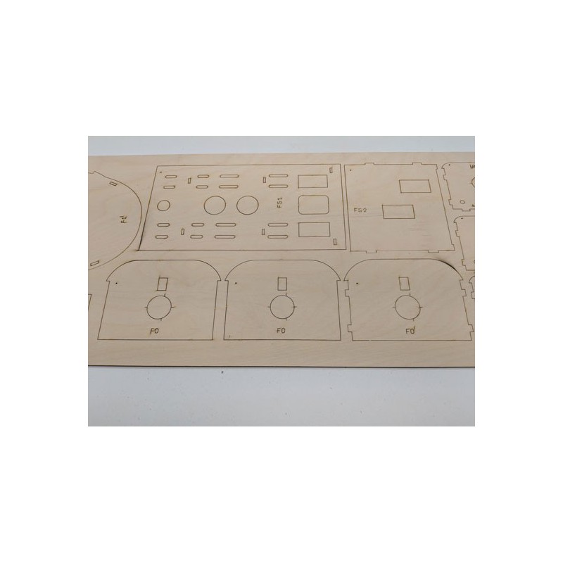 Avion thermique radiocommandé P-47 Thunderbolt MASTER SCALE KIT EDITION