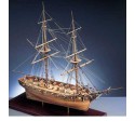 Bateau statique HMS CRUISER Bateau statique HMS CRUISER