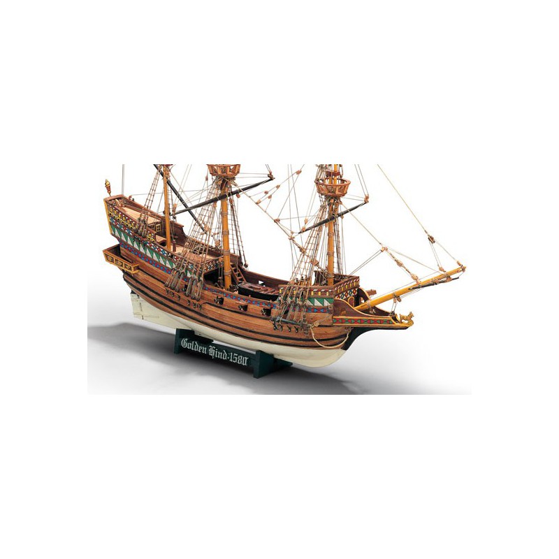 Bateau statique Golden Hind