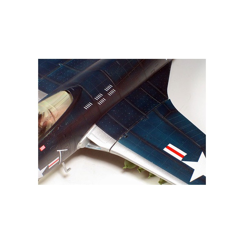 Maquette d'avion en plastique F9F-3 PANTHER Maquette d'avion en plastique F9F-3 PANTHER