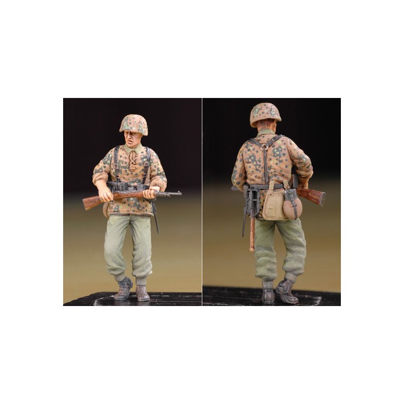 Figurine WAFFEN SS ASSAULT TEAM