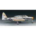 Miniature d'avion Die Cast au 1/72 F-84E Thunderjet 1/72 Miniature d'avion Die Cast au 1/72 F-84E Thunderjet 1/72