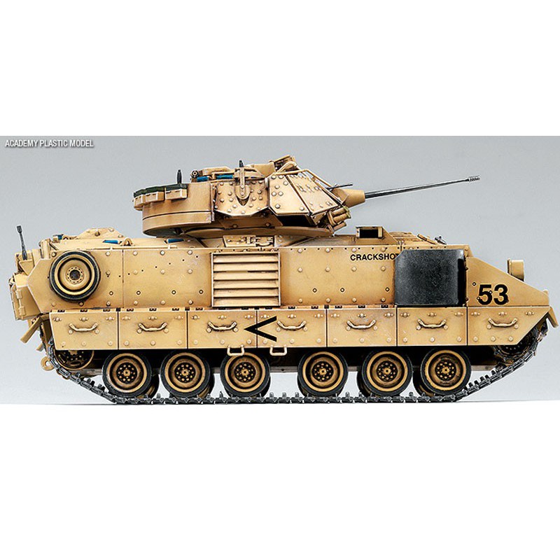 Maquette de Char en plastique M2A2 BRADLY OIF 1/35