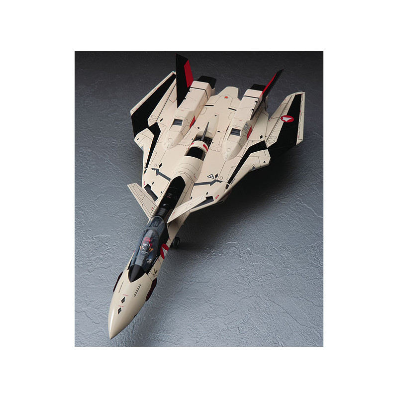 Maquette plastique YF-19 MACROSS PLUS 1:48 MC01