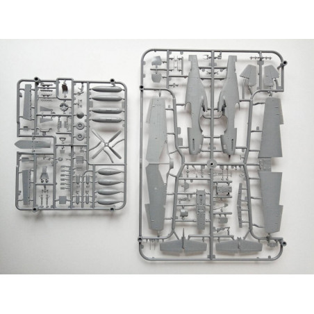 Maquette plastique d'avion P-51B Mustang 1/72 Maquette plastique d'avion P-51B Mustang 1/72