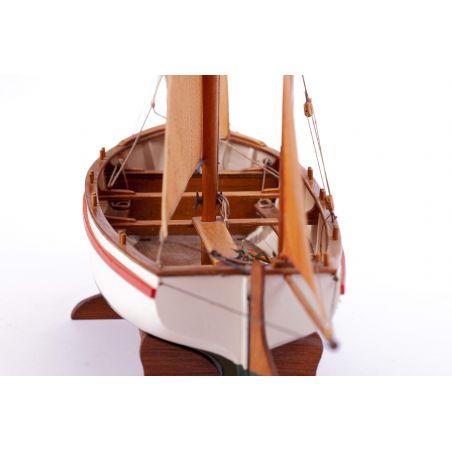 Bateau statique Le Bayard 1/30 Bateau statique Le Bayard 1/30