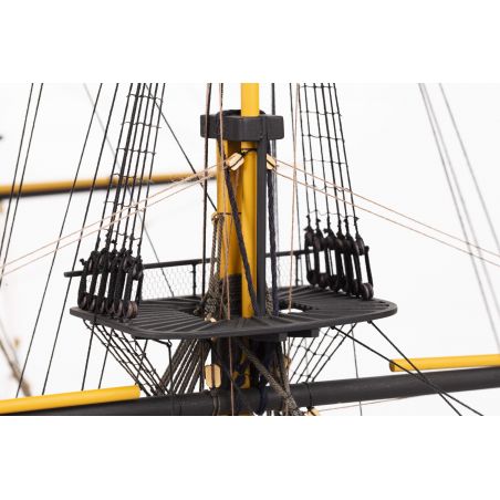 Bateau statique HMS VICTORY 134cm 1/75 Bateau statique HMS VICTORY 134cm 1/75
