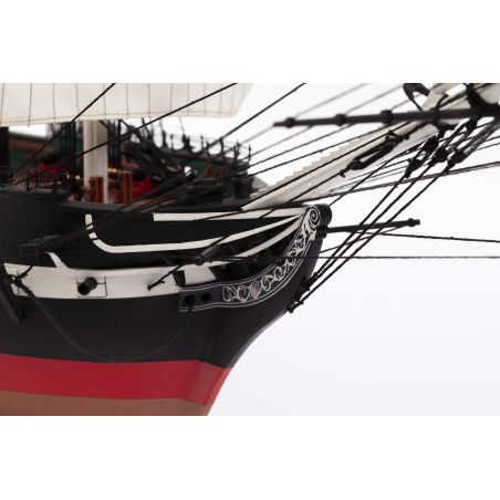 Bateau statique USS CONSTITUTION 1/100 Bateau statique USS CONSTITUTION 1/100