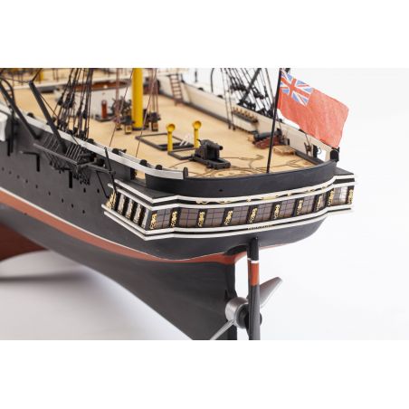 Bateau statique H.M.S. WARRIOR1/100 Bateau statique H.M.S. WARRIOR1/100