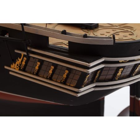 Bateau statique H.M.S. WARRIOR1/100 Bateau statique H.M.S. WARRIOR1/100