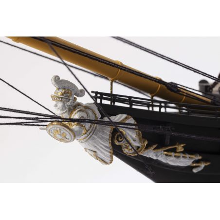 Bateau statique H.M.S. WARRIOR1/100 Bateau statique H.M.S. WARRIOR1/100