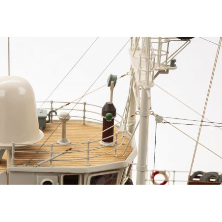 Bateau électrique radiocommandé CALYPSO RC 1/45 2018 Bateau électrique radiocommandé CALYPSO RC 1/45 2018
