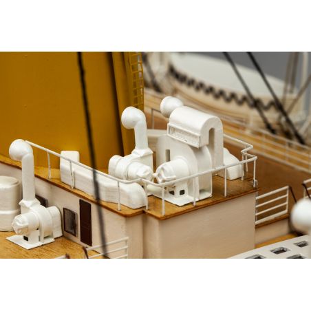 Bateau électrique radiocommandé H.M.S. TITANIC R/C 1/144 Bateau électrique radiocommandé H.M.S. TITANIC R/C 1/144