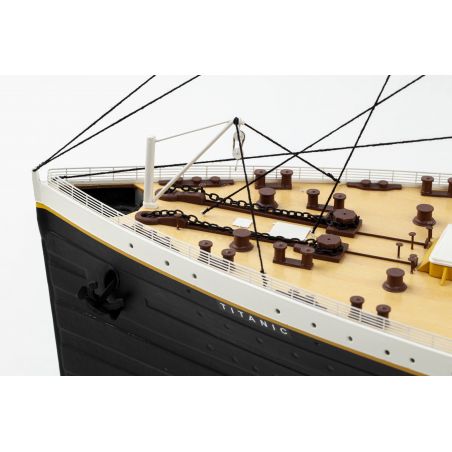 Bateau électrique radiocommandé H.M.S. TITANIC R/C 1/144 Bateau électrique radiocommandé H.M.S. TITANIC R/C 1/144