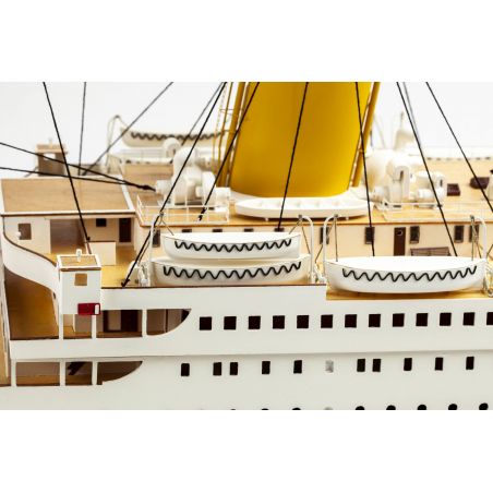 Bateau électrique radiocommandé H.M.S. TITANIC R/C 1/144 Bateau électrique radiocommandé H.M.S. TITANIC R/C 1/144
