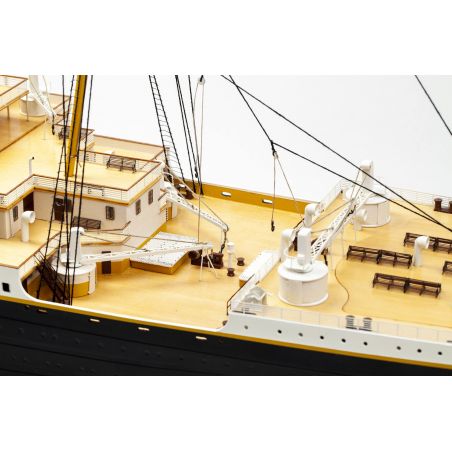 Bateau électrique radiocommandé H.M.S. TITANIC R/C 1/144 Bateau électrique radiocommandé H.M.S. TITANIC R/C 1/144