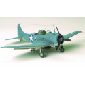 Maquette d'avion en plastique SBD-2 Dauntless VMSB-241 Battle of Midway 1/48 Maquette d'avion en plastique SBD-2 Dauntless VMSB-241 Battle of Midway 1/48