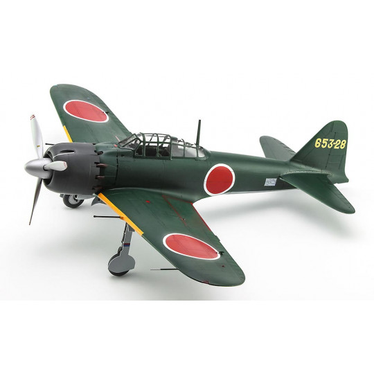Maquette plastique d’avion MITSUBISHI A6M5b ZERO FIGHTER TYPE 52 B "653rd Air Corps » 1:32 Maquette plastique d’avion...