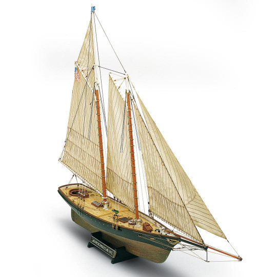Bote esttica America 1/66