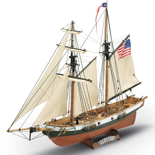 Bote esttica NEWPORT 1/57