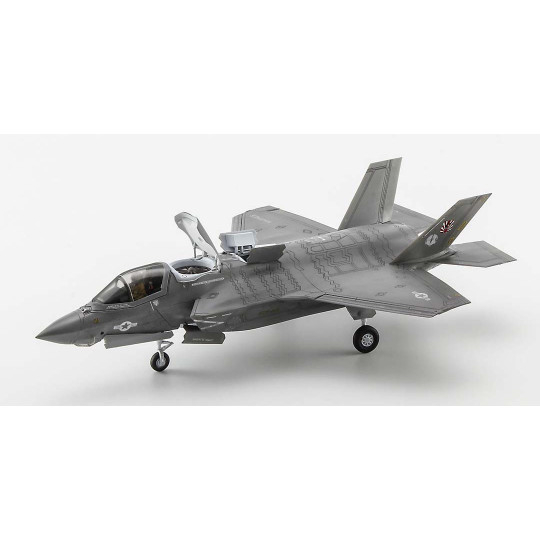 Maquette d'avion en plastique F-35(B) USMC VMFA-242 1/72 Maquette d'avion en...