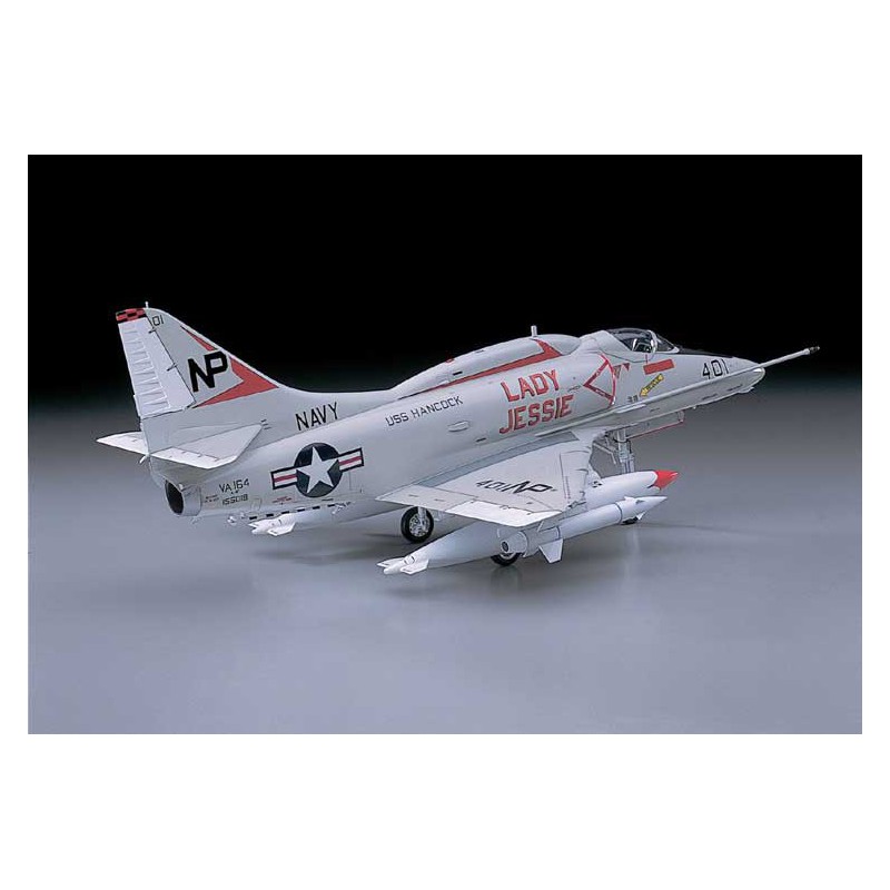 Maquette d'avion en plastique A-4E SKYHAWK (ST13) 1/32