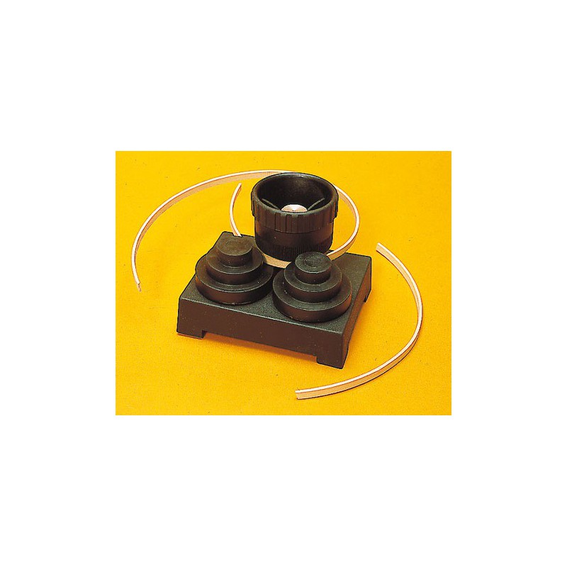 Accessoire pour bateau radiocommandé MACHINE A CINTRER