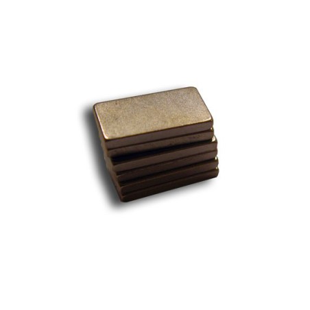 Accessoire embarqué Aimants rectangulaires 12x6mm (6 pcs) Accessoire embarqué Aimants rectangulaires 12x6mm (6 pcs)