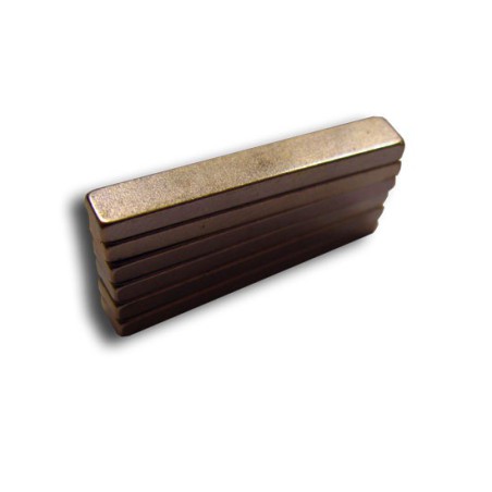 Accessoire embarqué Aimants rectangulaires 25x4mm (6 pcs) Accessoire embarqué Aimants rectangulaires 25x4mm (6 pcs)