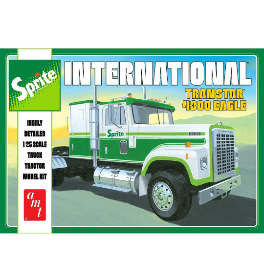 Maquette de camion en plastique International Transtar 4300 Eagle Sprite 1:25 Maquette de camion en...