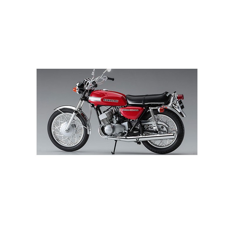 Maquette de moto en plastique Kawasaki 500-SS/MACH III 1/12