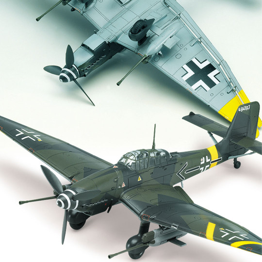 Maquette d'avion en...