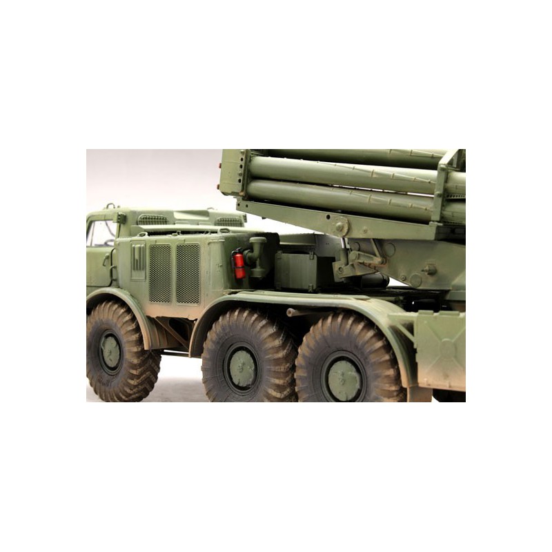 Maquette de camion en plastique RUSSIAN 9P140 TEL OF 9K57