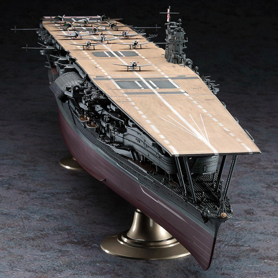 Maquetta portaaviones Akagi...