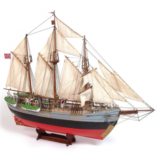 Maquetta barco polar Fram...