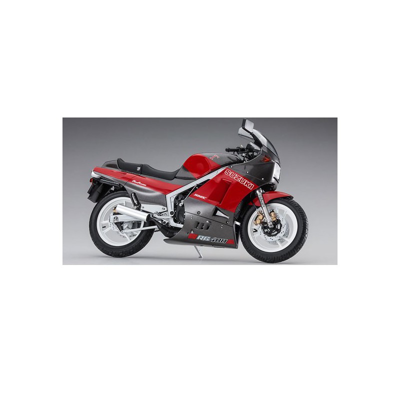 Maquette de moto en plastique Suzuki RG400 Late Version 1/12