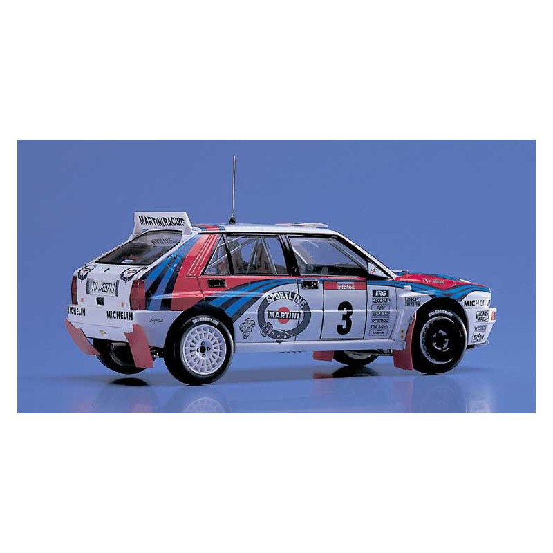 Maquette de voiture en plastique LANCIA DELTA WRC 1/24